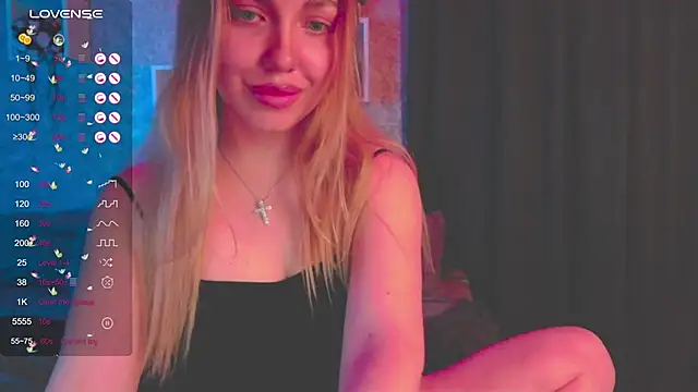 Snapshot of Mika_Rayy chatting on January 23, 2025, 10:11 pm Mika Rayy online show from January 23, 2025, 10:11 pm