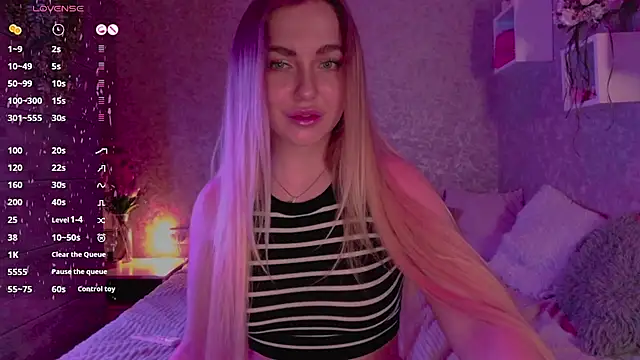 Snapshot of Mika_Rayy chatting on March 6, 2025, 8:48 pm Mika Rayy online show from March 6, 2025, 8:48 pm