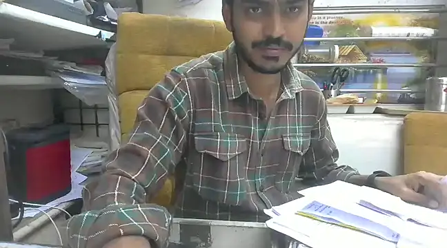 Snapshot of cute_modell chatting on February 6, 2025, 7:45 am cute modell online show from February 6, 2025, 7:45 am