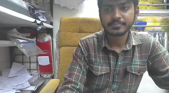 Snapshot of cute_modell chatting on February 24, 2025, 12:59 pm cute modell online show from February 24, 2025, 12:59 pm