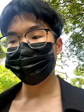 Snapshot of yfx468 chatting on October 7, 2025, 6:10 am yfx468 online show from October 7, 2025, 6:10 am