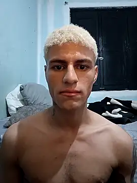 Snapshot of dany_hardy chatting on October 7, 2025, 8:22 am dany hardy online show from October 7, 2025, 8:22 am