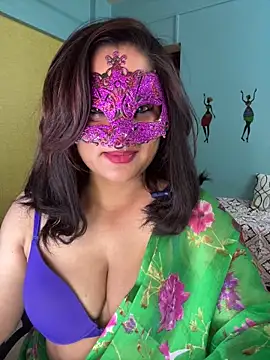 Snapshot of Ayeshaa__25 chatting on February 16, 2025, 12:32 pm Ayeshaa 25 online show from February 16, 2025, 12:32 pm