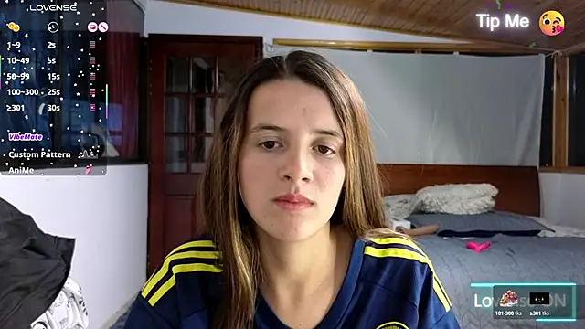 Snapshot of SexLaura_ chatting on January 30, 2025, 2:06 am SexLaura online show from January 30, 2025, 2:06 am