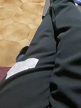 Snapshot of sempreilmio2 chatting on February 22, 2025, 11:57 pm sempreilmio2 online show from February 22, 2025, 11:57 pm