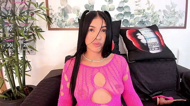 Snapshot of NicolettaLima chatting on February 21, 2025, 8:16 pm NicolettaLima online show from February 21, 2025, 8:16 pm