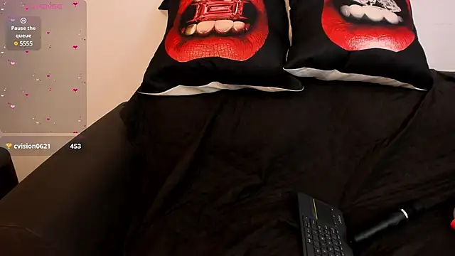 Snapshot of NicolettaLima chatting on March 5, 2025, 11:27 pm NicolettaLima online show from March 5, 2025, 11:27 pm