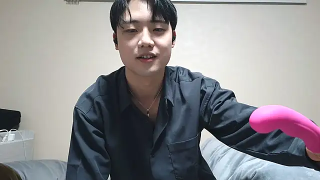 Snapshot of nunnun00 chatting on February 14, 2025, 10:49 am nunnun00 online show from February 14, 2025, 10:49 am