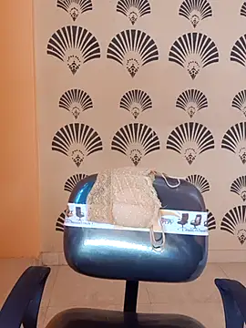 Snapshot of Divya-2007 chatting on February 18, 2025, 6:37 am Divya-2007 online show from February 18, 2025, 6:37 am