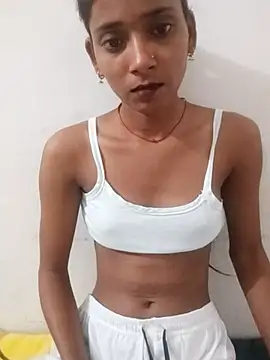 Snapshot of Divya-2007 chatting on October 11, 2025, 12:10 am Divya-2007 online show from October 11, 2025, 12:10 am