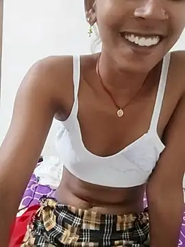 Snapshot of Divya-2007 chatting on November 3, 2025, 1:34 pm Divya-2007 online show from November 3, 2025, 1:34 pm