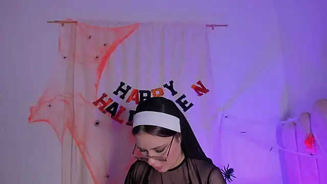 Snapshot of Marianagarcia01 chatting on November 2, 2025, 11:40 pm Marianagarcia01 online show from November 2, 2025, 11:40 pm