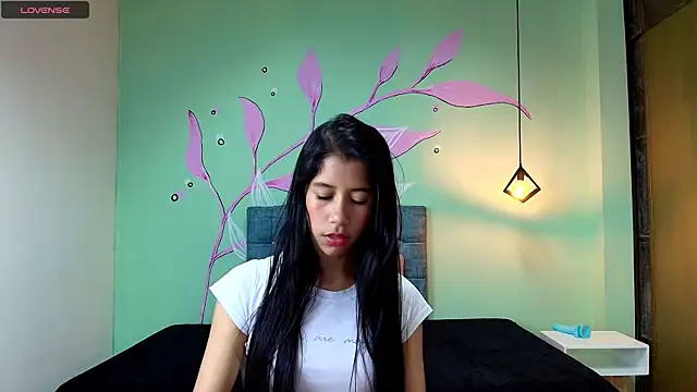 Snapshot of Connie_Bell chatting on January 27, 2025, 12:05 pm Connie Bell online show from January 27, 2025, 12:05 pm