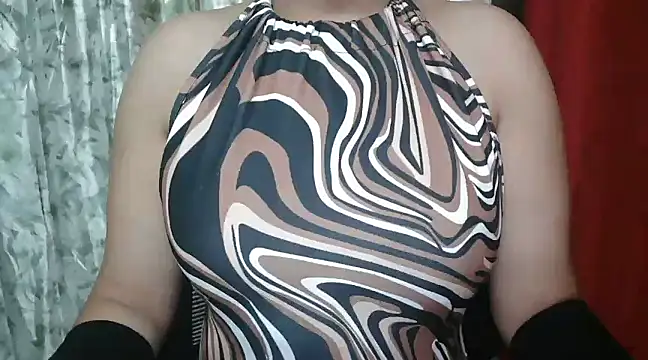 Snapshot of Heavenly_Gurl chatting on March 15, 2025, 10:03 am Heavenly Gurl online show from March 15, 2025, 10:03 am