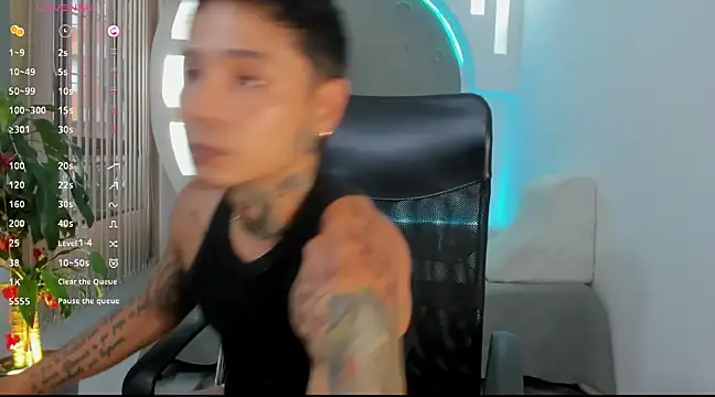 Snapshot of tattokoi chatting on March 4, 2025, 10:05 pm tattokoi online show from March 4, 2025, 10:05 pm