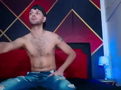 Cristian white online show from February 10, 2025, 7:38 pm