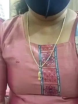 Snapshot of Tamil_Aathira chatting on February 3, 2025, 12:36 pm Tamil Aathira online show from February 3, 2025, 12:36 pm