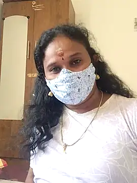 Snapshot of Tamil_Aathira chatting on February 13, 2025, 6:41 am Tamil Aathira online show from February 13, 2025, 6:41 am