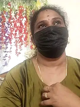 Snapshot of Tamil_Aathira chatting on September 9, 2025, 9:20 am Tamil Aathira online show from September 9, 2025, 9:20 am