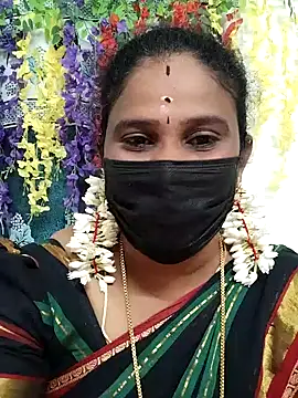 Snapshot of Tamil_Aathira chatting on September 14, 2025, 6:40 pm Tamil Aathira online show from September 14, 2025, 6:40 pm