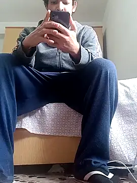 Snapshot of cingonduro chatting on January 23, 2025, 9:29 am cingonduro online show from January 23, 2025, 9:29 am