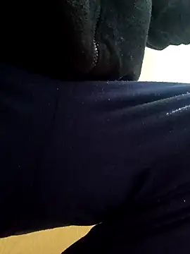 Snapshot of cingonduro chatting on March 6, 2025, 9:14 am cingonduro online show from March 6, 2025, 9:14 am