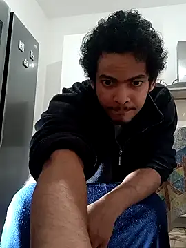 Snapshot of cingonduro chatting on March 6, 2025, 12:19 pm cingonduro online show from March 6, 2025, 12:19 pm