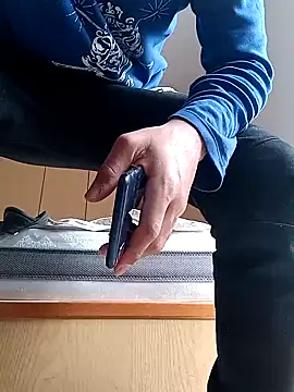 Snapshot of cingonduro chatting on March 14, 2025, 11:23 am cingonduro online show from March 14, 2025, 11:23 am