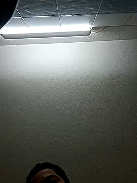 Snapshot of cingonduro chatting on October 16, 2025, 9:27 pm cingonduro online show from October 16, 2025, 9:27 pm