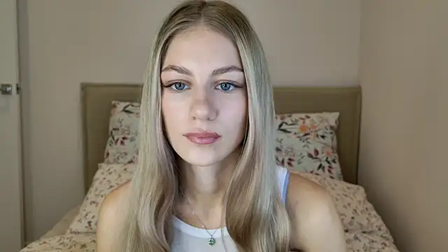 Snapshot of GabriellaOlsen chatting on October 8, 2025, 10:02 am GabriellaOlsen online show from October 8, 2025, 10:02 am