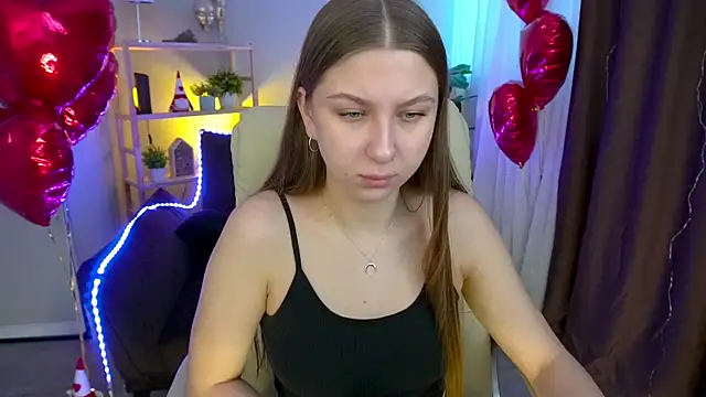 Snapshot of AureliaBliss_ chatting on February 18, 2025, 2:16 pm AureliaBliss online show from February 18, 2025, 2:16 pm