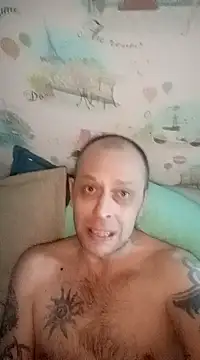 Snapshot of MaxDevilWhite chatting on March 19, 2025, 3:30 am MaxDevilWhite online show from March 19, 2025, 3:30 am