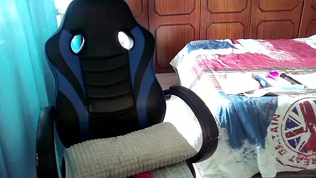 Snapshot of bunnyfox420 chatting on October 21, 2025, 3:46 pm bunnyfox420 online show from October 21, 2025, 3:46 pm