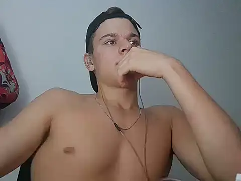 Snapshot of vitorsafado19 chatting on March 5, 2025, 4:45 am vitorsafado19 online show from March 5, 2025, 4:45 am