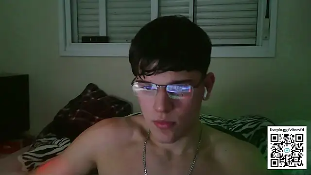 Snapshot of vitorsafado19 chatting on September 15, 2025, 1:38 am vitorsafado19 online show from September 15, 2025, 1:38 am