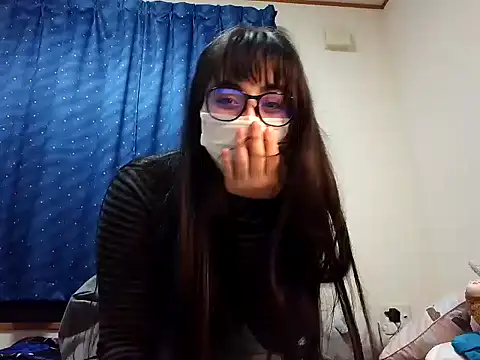 Snapshot of Sisi_cute chatting on February 14, 2025, 5:25 pm Sisi cute online show from February 14, 2025, 5:25 pm