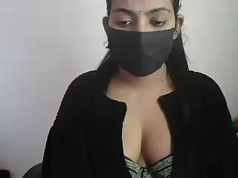 Snapshot of Reddy_Trisha chatting on February 2, 2025, 11:51 am Reddy Trisha online show from February 2, 2025, 11:51 am