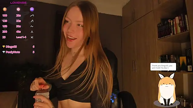 Snapshot of eilynxx chatting on September 8, 2025, 11:04 pm eilynxx online show from September 8, 2025, 11:04 pm