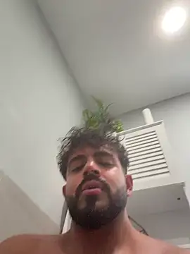 lovehairymen1234 online show from October 28, 2025, 3:14 pm