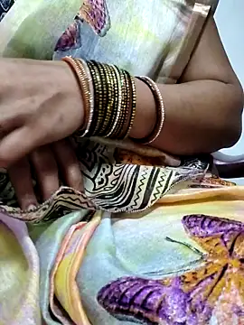 Snapshot of laxmitelugu78 chatting on March 11, 2025, 5:38 am laxmitelugu78 online show from March 11, 2025, 5:38 am