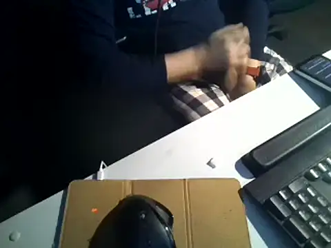 Snapshot of pandaexplorador chatting on February 7, 2025, 6:56 am pandaexplorador online show from February 7, 2025, 6:56 am