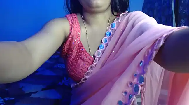 Snapshot of Fab_Suhani chatting on February 14, 2025, 7:54 pm Fab Suhani online show from February 14, 2025, 7:54 pm