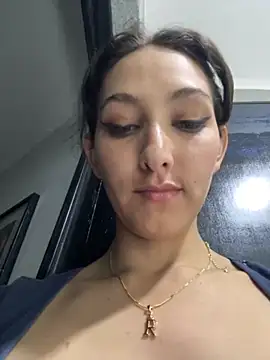 Snapshot of vicky__skinny_1 chatting on October 2, 2025, 12:28 am vicky  skinny 1 online show from October 2, 2025, 12:28 am