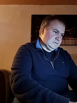 Snapshot of Pourleplasirs chatting on February 23, 2025, 12:08 am Pourleplasirs online show from February 23, 2025, 12:08 am