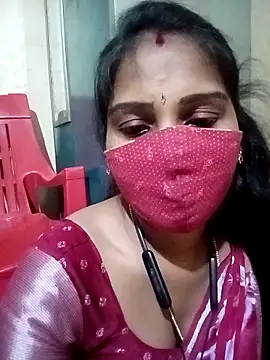 Snapshot of Tamil_roja17 chatting on October 24, 2025, 6:32 am Tamil roja17 online show from October 24, 2025, 6:32 am