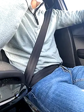 Snapshot of bullyboyy chatting on October 28, 2025, 12:41 pm bullyboyy online show from October 28, 2025, 12:41 pm