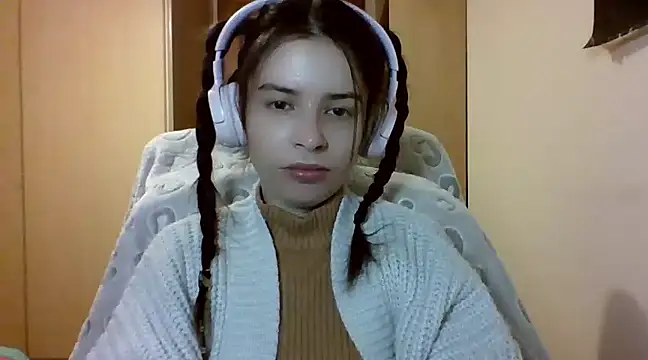 Snapshot of LariceSexy chatting on February 11, 2025, 10:18 pm LariceSexy online show from February 11, 2025, 10:18 pm