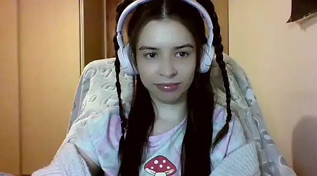 Snapshot of LariceSexy chatting on February 12, 2025, 9:11 pm LariceSexy online show from February 12, 2025, 9:11 pm