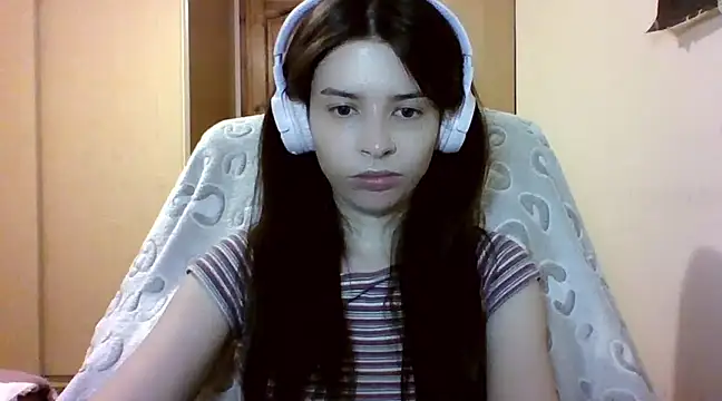 Snapshot of LariceSexy chatting on February 16, 2025, 10:21 pm LariceSexy online show from February 16, 2025, 10:21 pm
