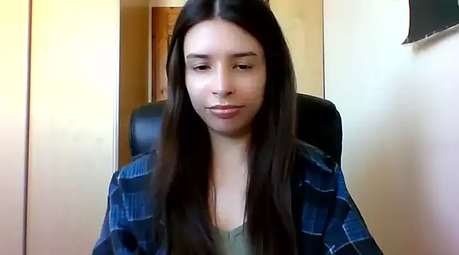 Snapshot of LariceSexy chatting on March 18, 2025, 1:09 pm LariceSexy online show from March 18, 2025, 1:09 pm